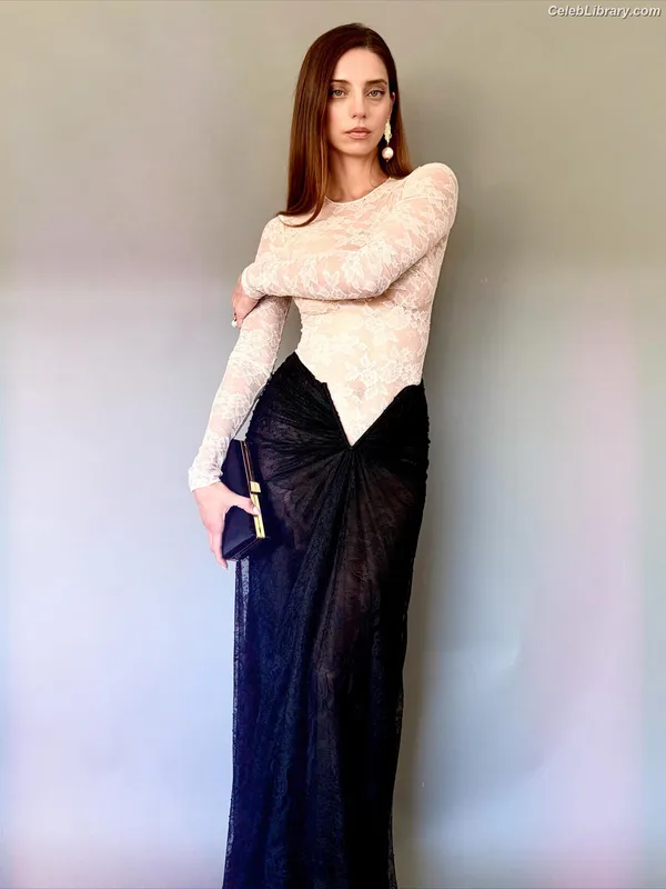 Angela Sarafyan photo 3 of 29