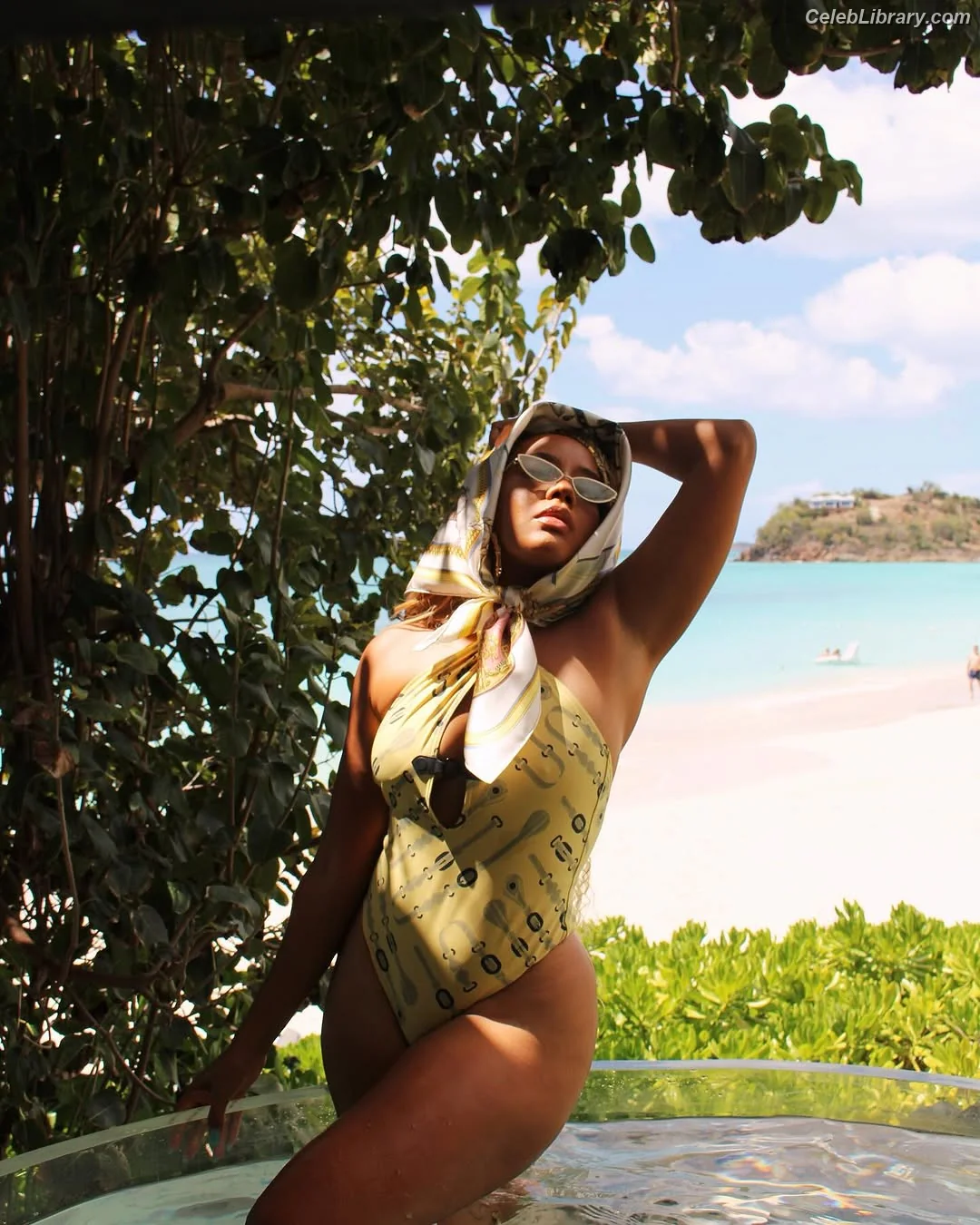 Angela Simmons photo 24 of 678