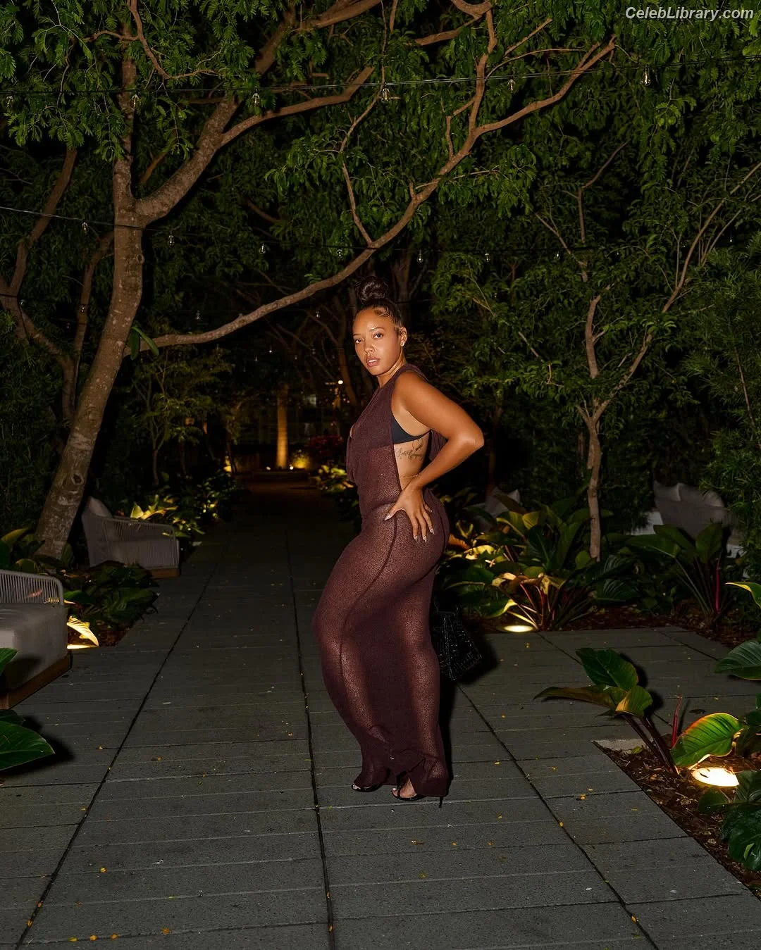 Angela Simmons photo 23 of 678