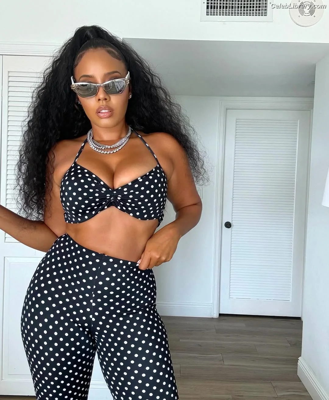Angela Simmons photo 14 of 678