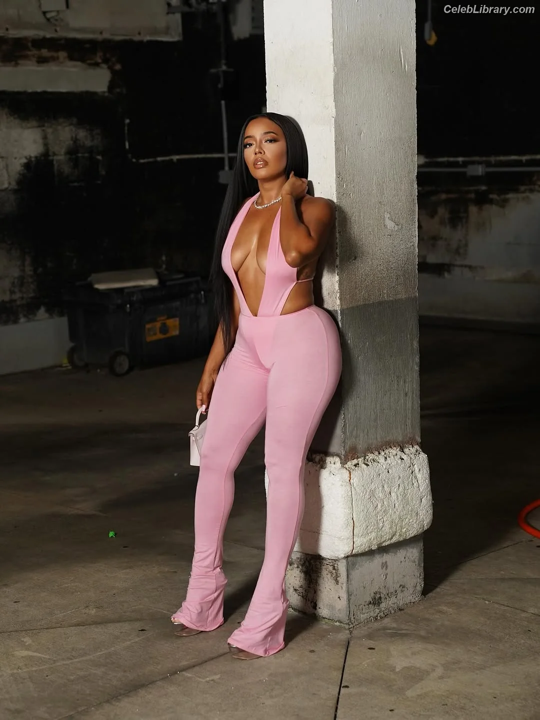 Angela Simmons photo 2 of 678