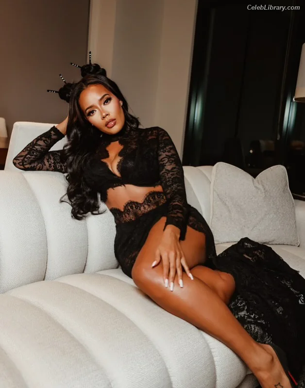 Angela Simmons photo 1 of 678