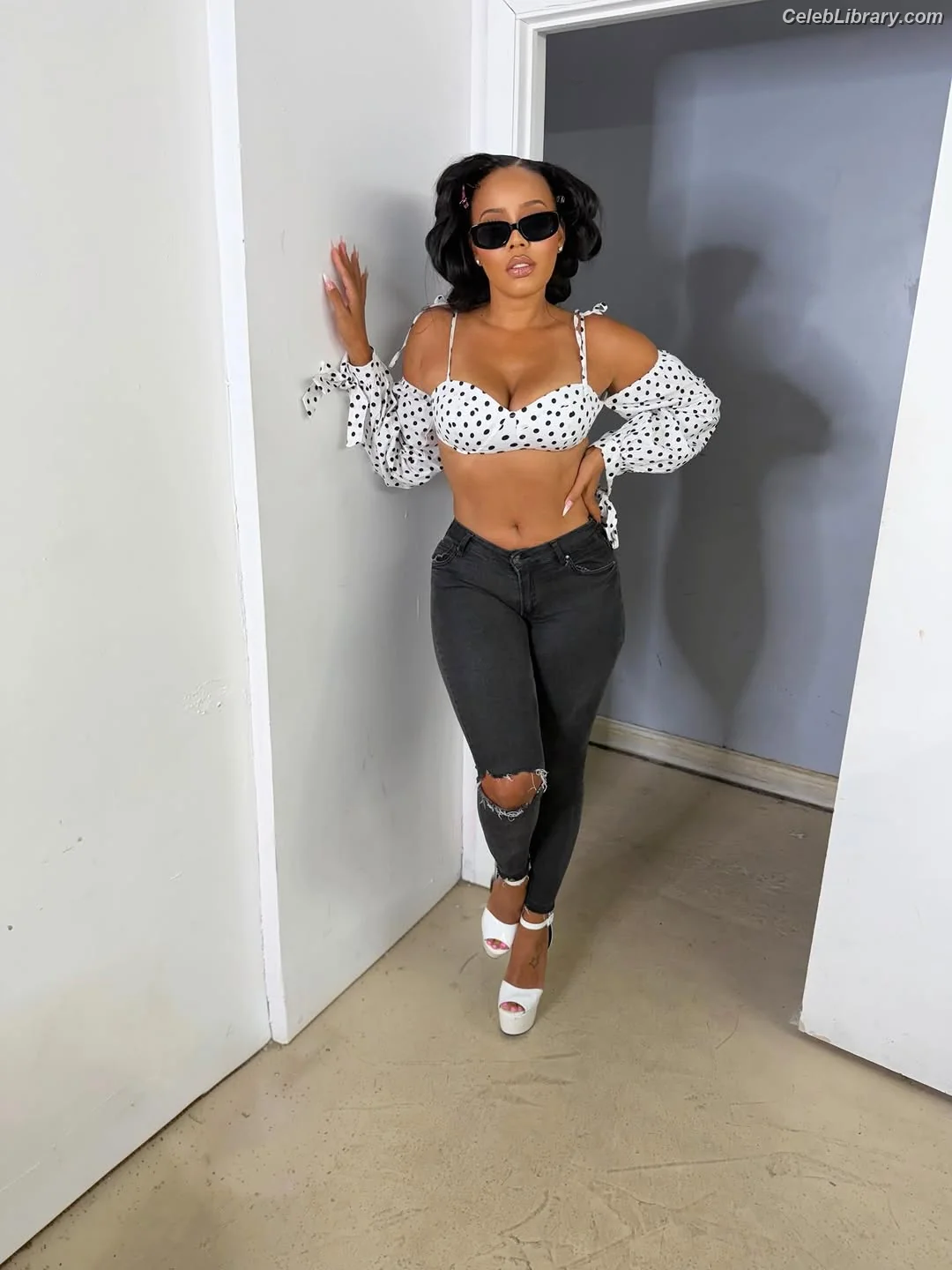 Angela Simmons photo 22 of 678