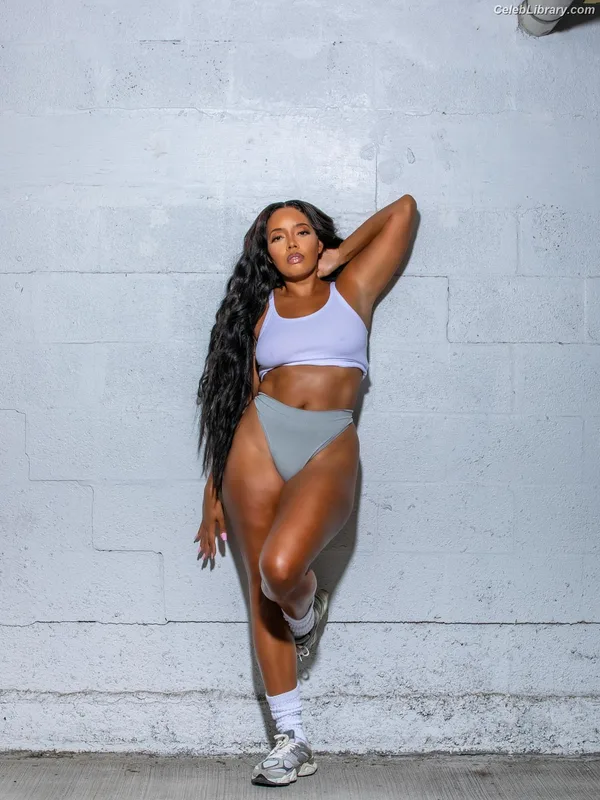 Angela Simmons photo 12 of 679