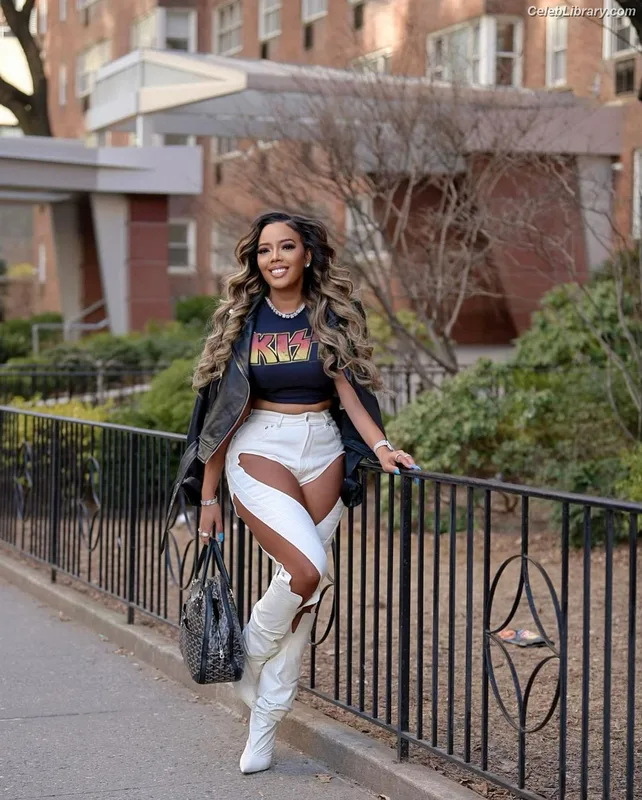Angela Simmons photo 23 of 679