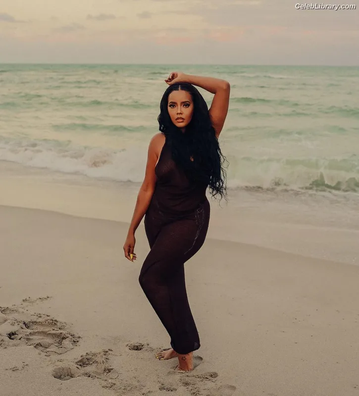 Angela Simmons photo 4 of 679