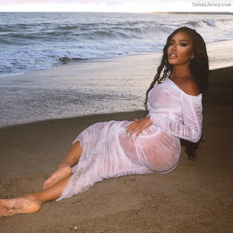 Angela Simmons photo 5 of 679