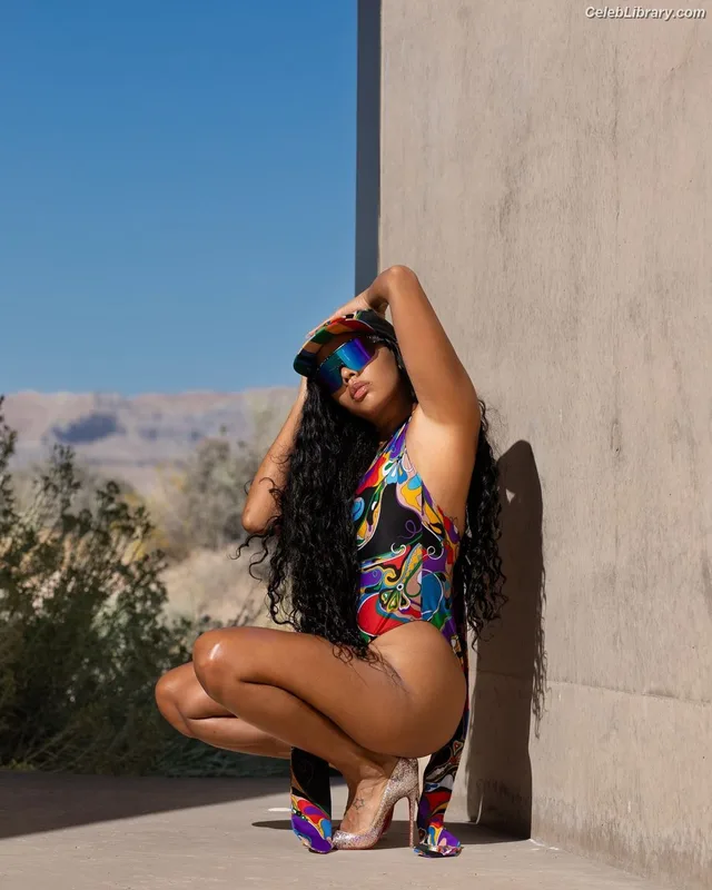 Angela Simmons photo 8 of 679
