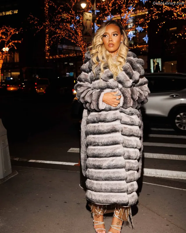 Angela Simmons photo 21 of 679