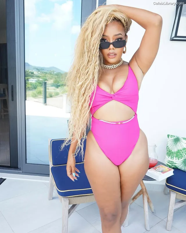 Angela Simmons photo 3 of 679