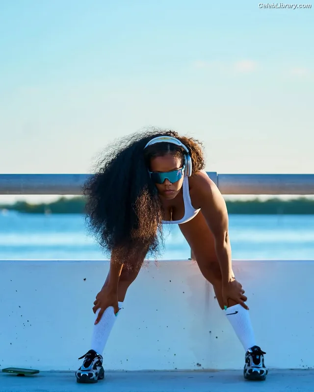 Angela Simmons photo 16 of 679