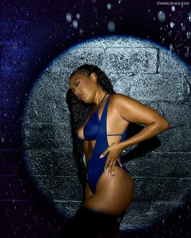 Angela Simmons photo 10 of 679