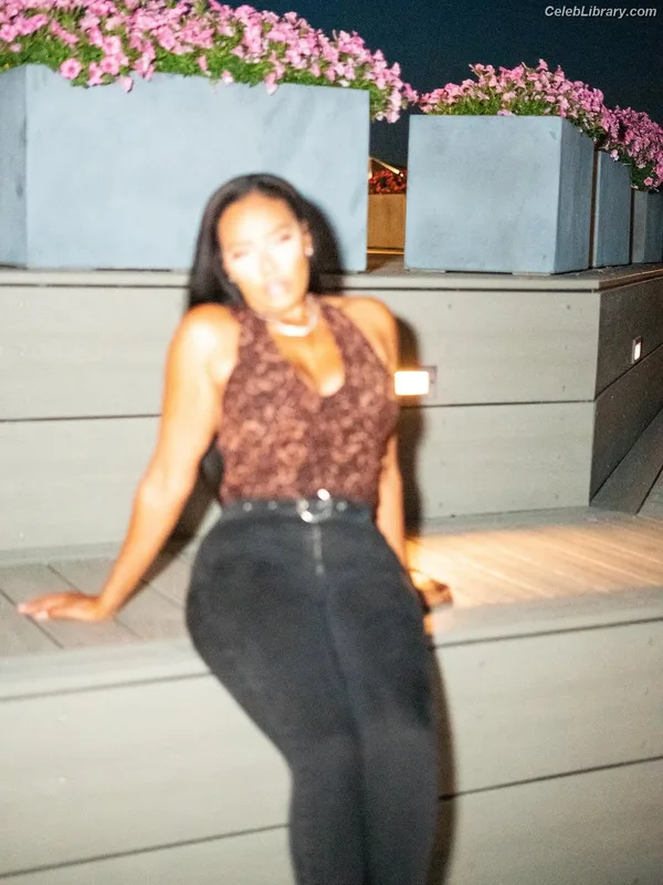 Angela Simmons photo 22 of 679
