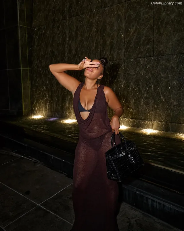Angela Simmons photo 16 of 679