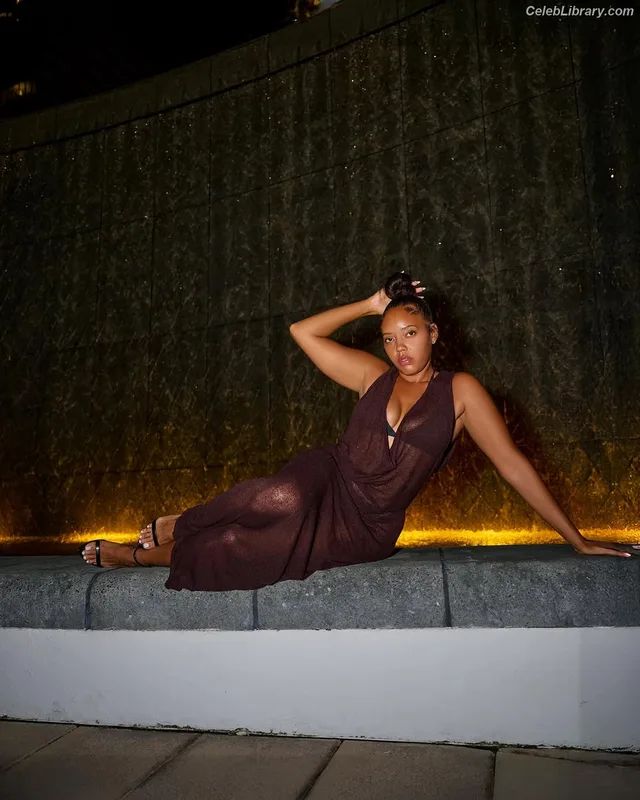Angela Simmons photo 6 of 679