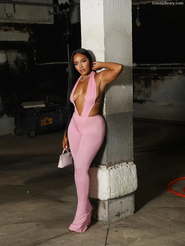 Angela Simmons photo 18 of 679