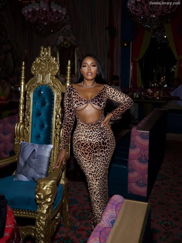 Angela Simmons photo 11 of 679