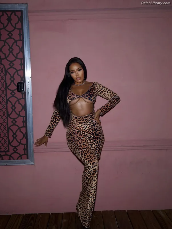 Angela Simmons photo 21 of 679