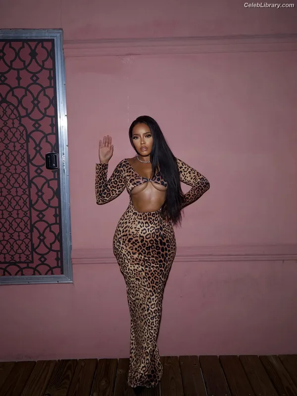 Angela Simmons photo 24 of 679