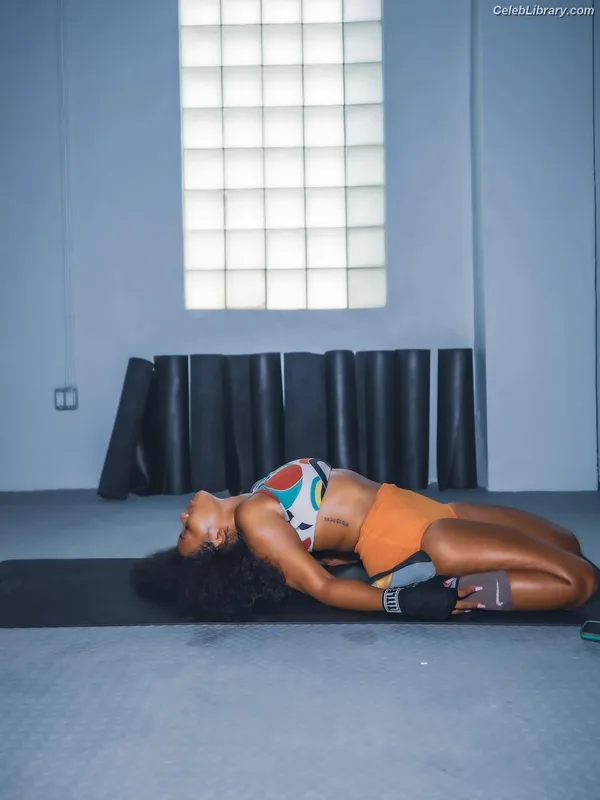 Angela Simmons photo 17 of 679