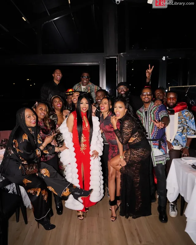 Angela Simmons photo 16 of 679