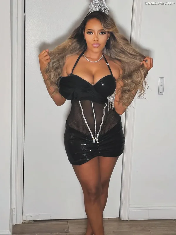 Angela Simmons photo 14 of 679
