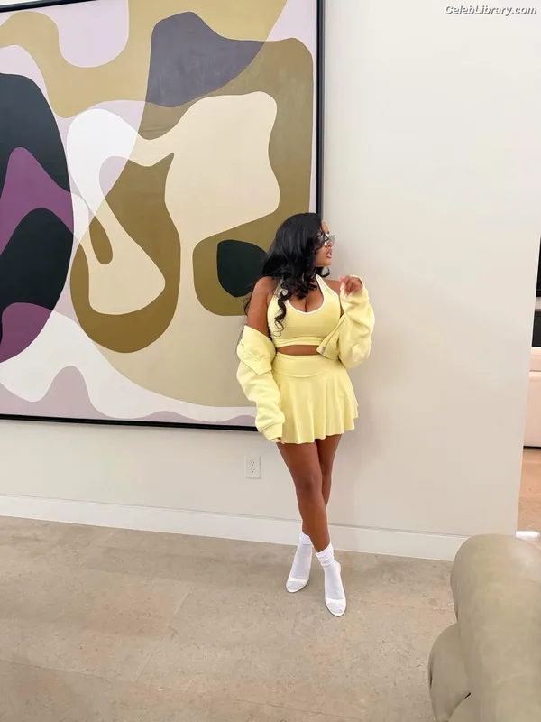 Angela Simmons photo 8 of 679