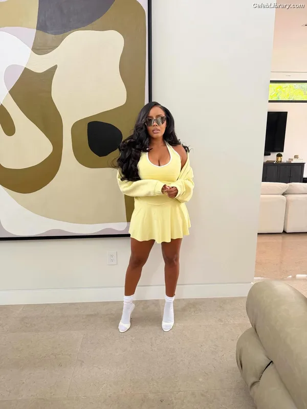 Angela Simmons photo 12 of 679