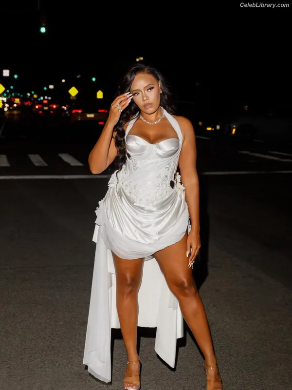 Angela Simmons photo 14 of 679