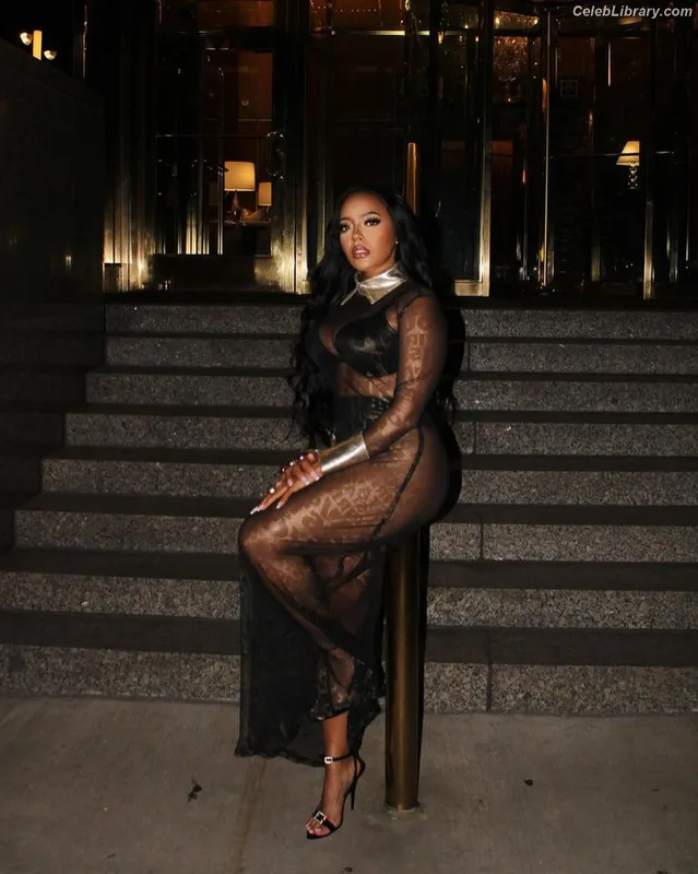 Angela Simmons photo 19 of 679