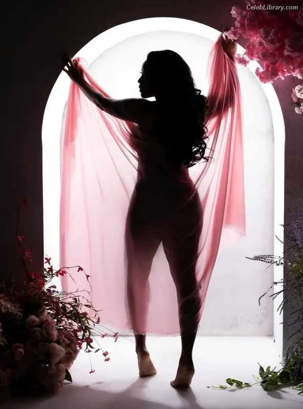Angela Simmons photo 21 of 679