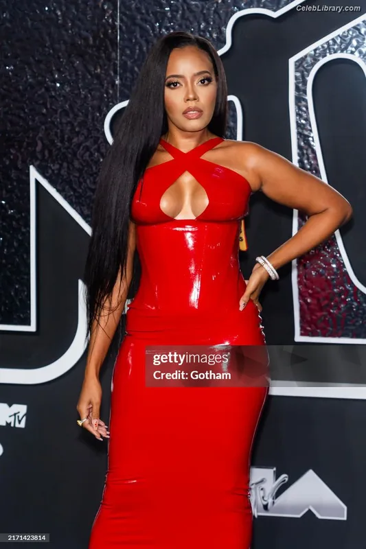 Angela Simmons photo 19 of 679