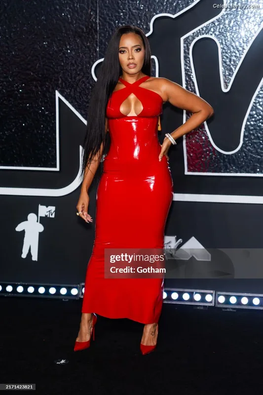 Angela Simmons photo 20 of 679