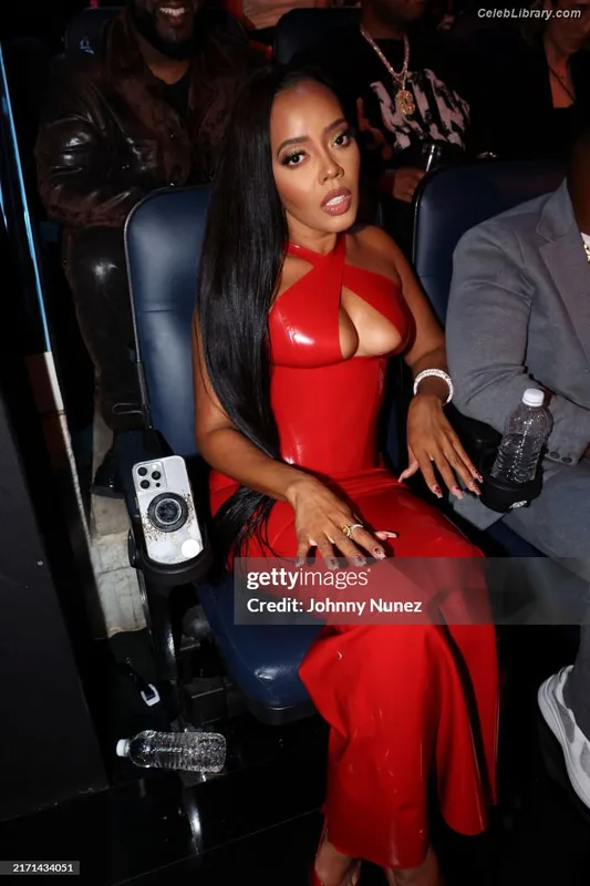 Angela Simmons photo 21 of 679