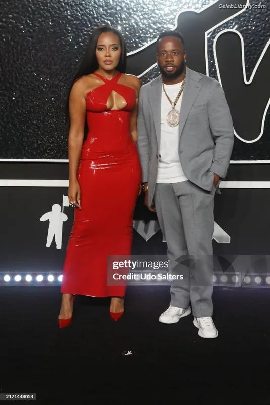Angela Simmons photo 2 of 679