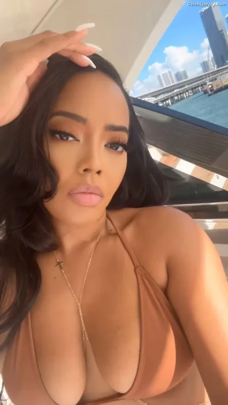 Angela Simmons photo 12 of 679