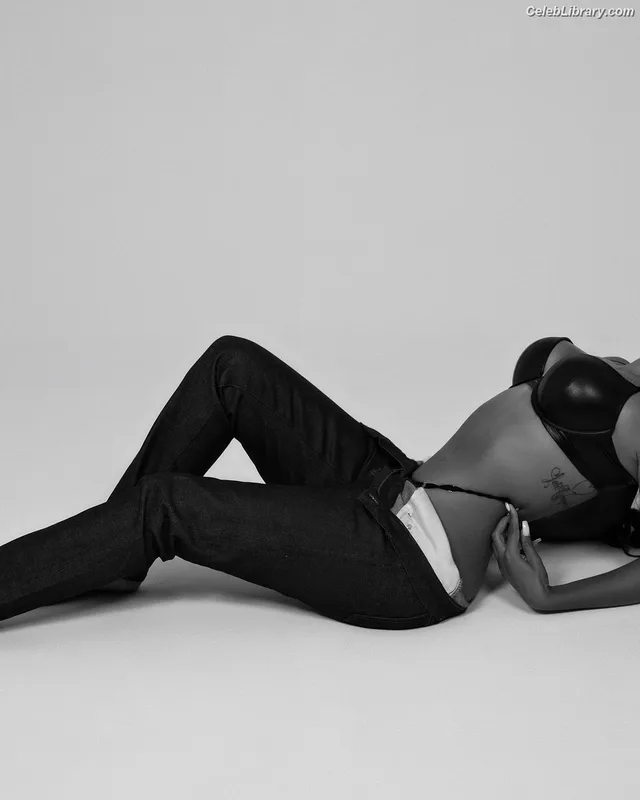 Angela Simmons photo 20 of 679