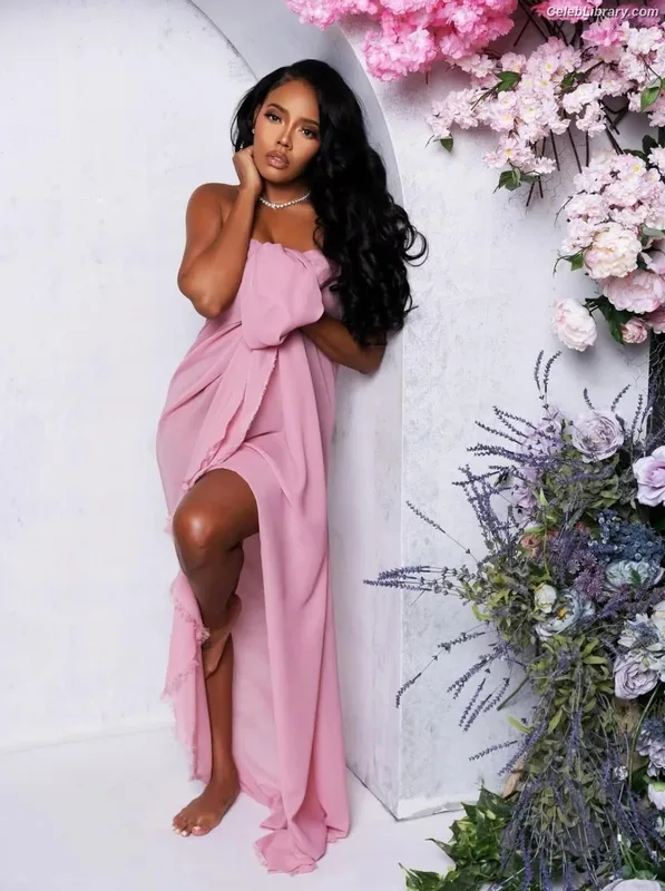 Angela Simmons photo 4 of 679
