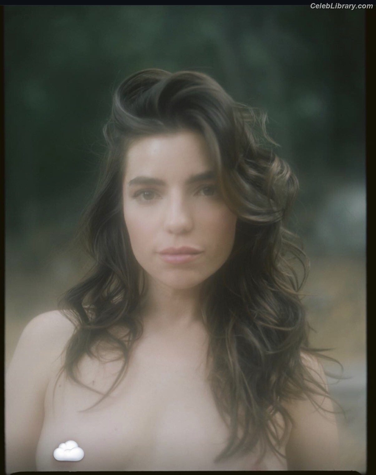 Angela Trimbur photo 4 of 91