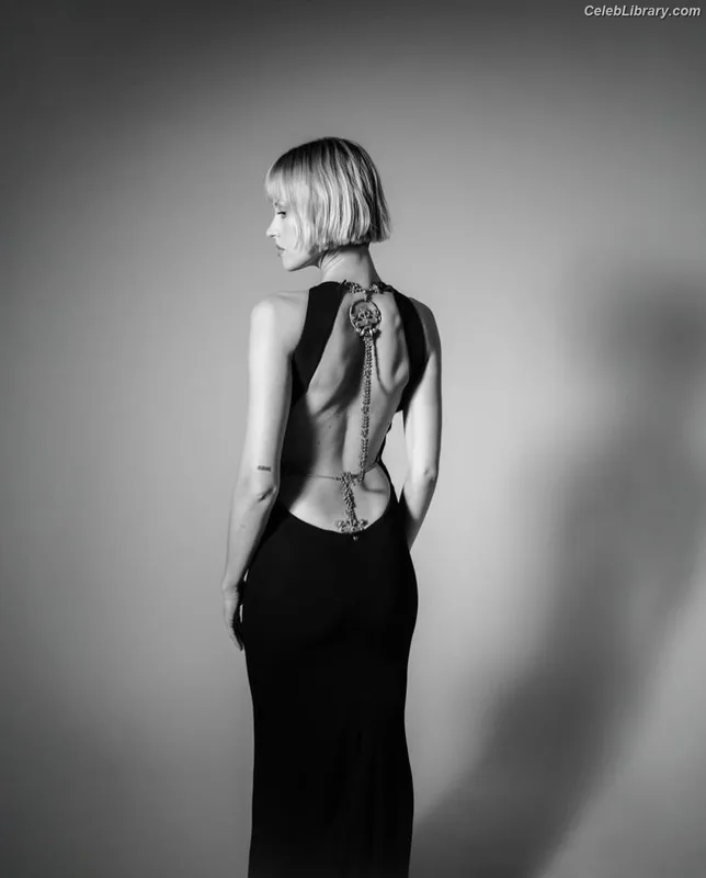 Angèle Van Laeken photo 7 of 236