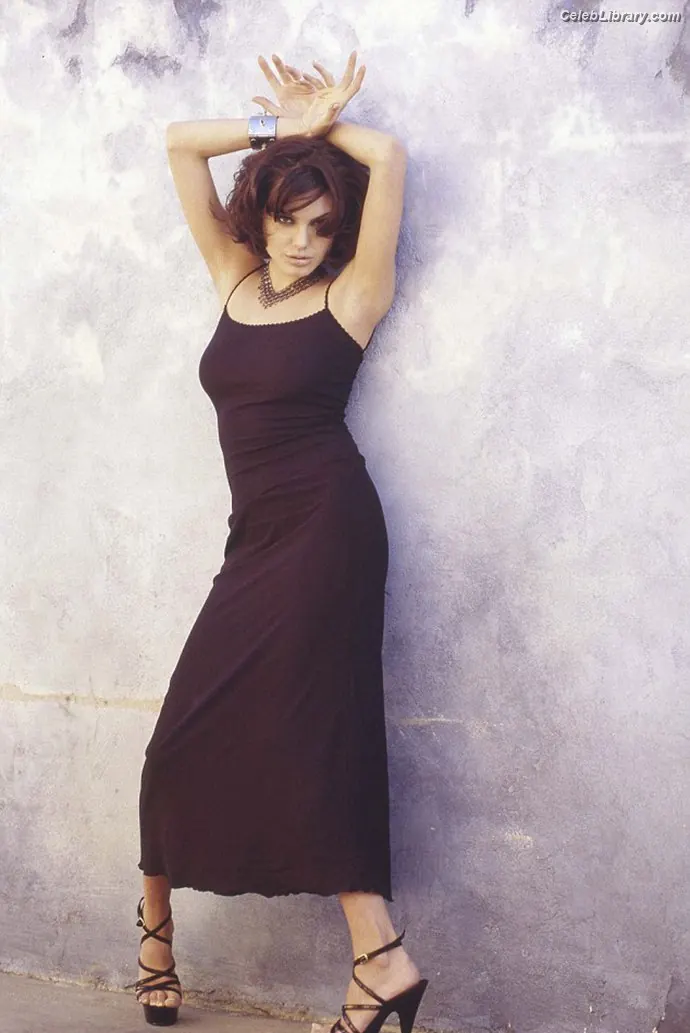 Angelina Jolie photo 15 of 270