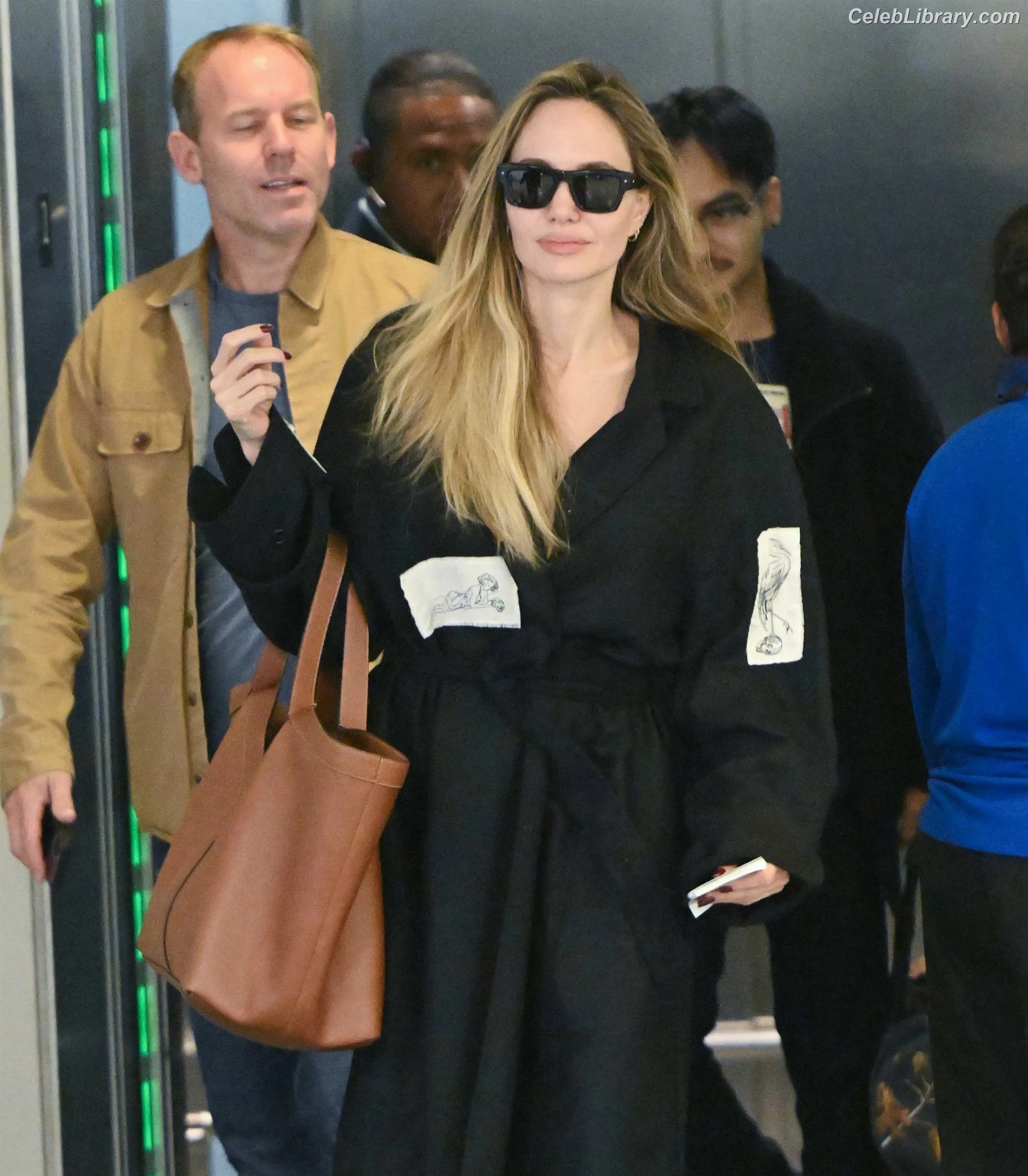 Angelina Jolie photo 3 of 270