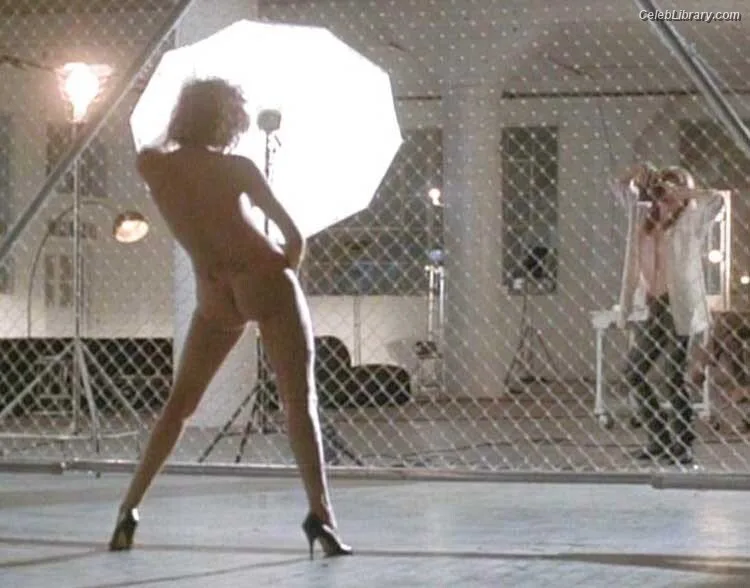 Angelina Jolie photo 20 of 611