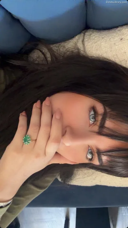 Angelina Jordan photo 3 of 18