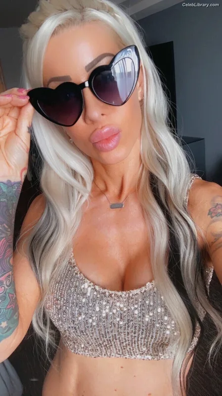Angelina Love photo 15 of 276
