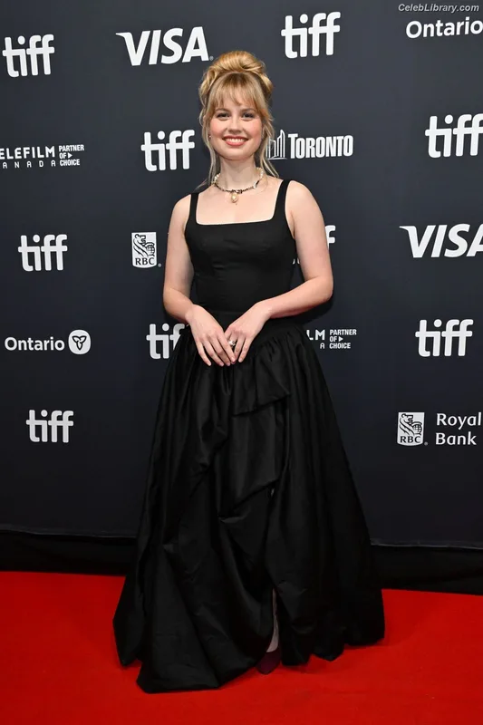 Angourie Rice photo 2 of 317