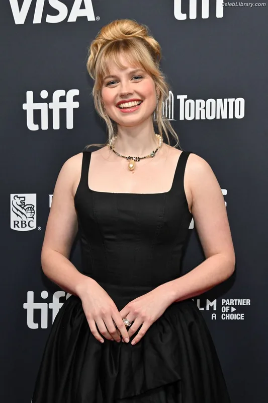 Angourie Rice photo 5 of 317