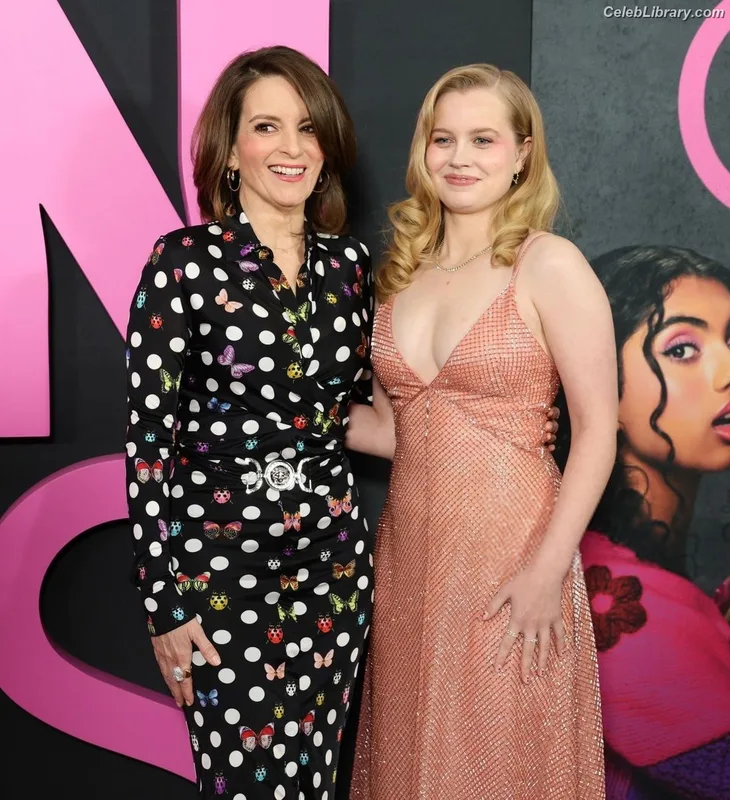 Angourie Rice photo 23 of 317