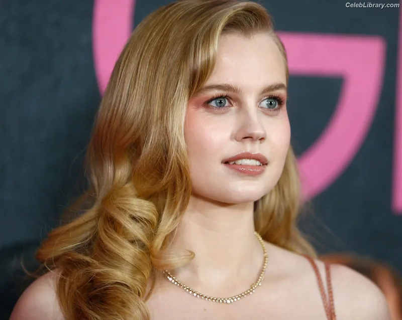 Angourie Rice photo 5 of 317