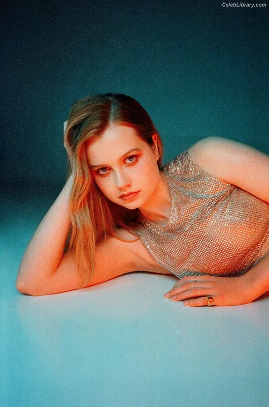Angourie Rice photo 4 of 317